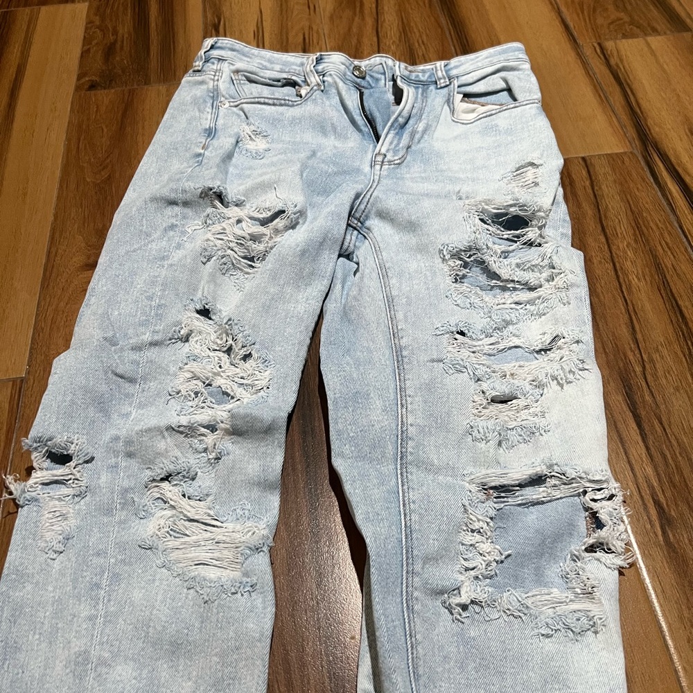 American eagle mom jeans